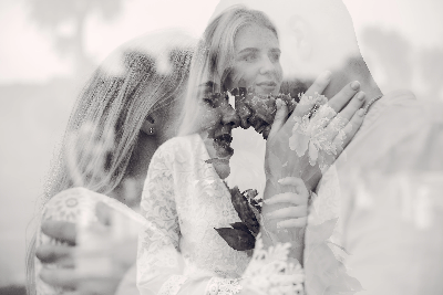 Naturalne zdjęcia ślubne bez pozowania – jak powstają i dlaczego warto?